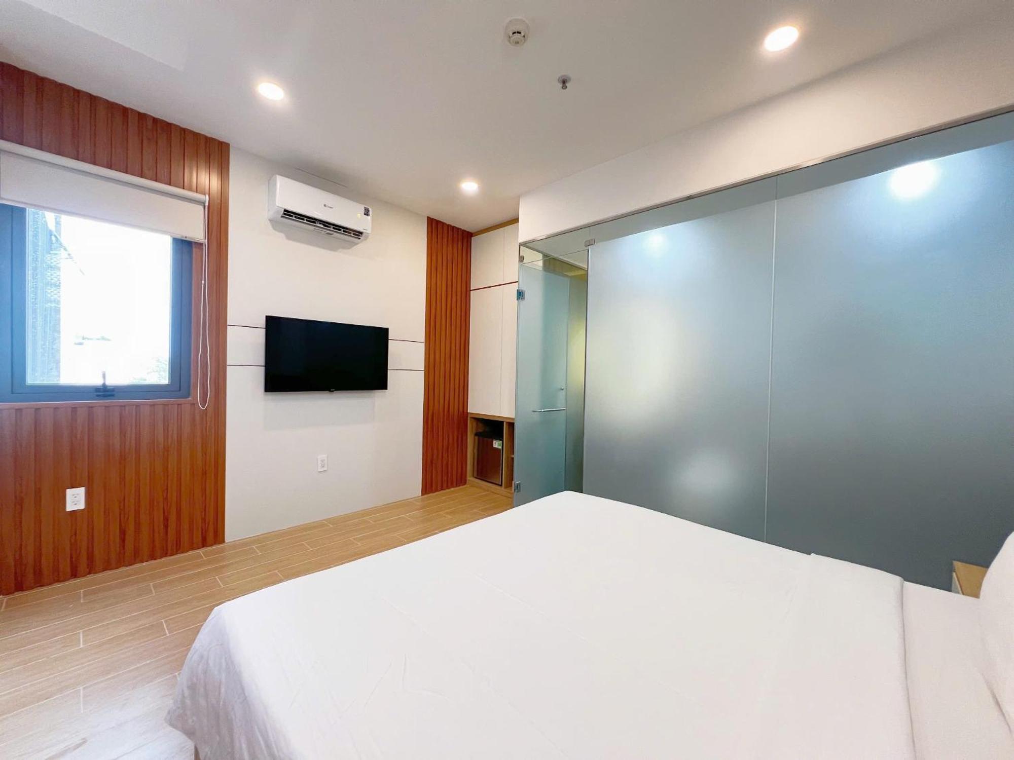 Hotel K&t San Bay Tsn-150m Tu Nha Ga T3 Ho Chi Minh City