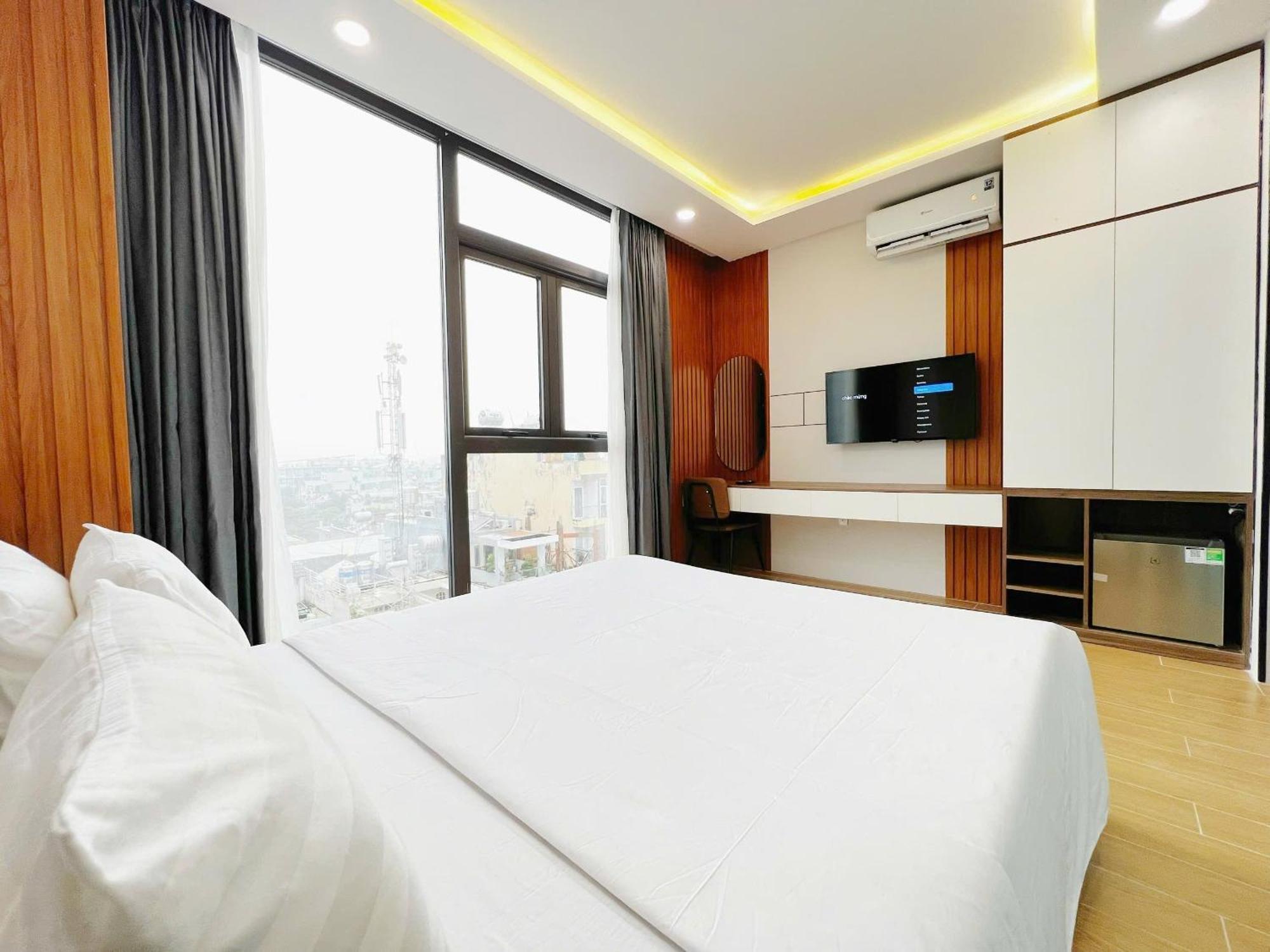 Hotel K&t San Bay Tsn-150m Tu Nha Ga T3 Ho Chi Minh City