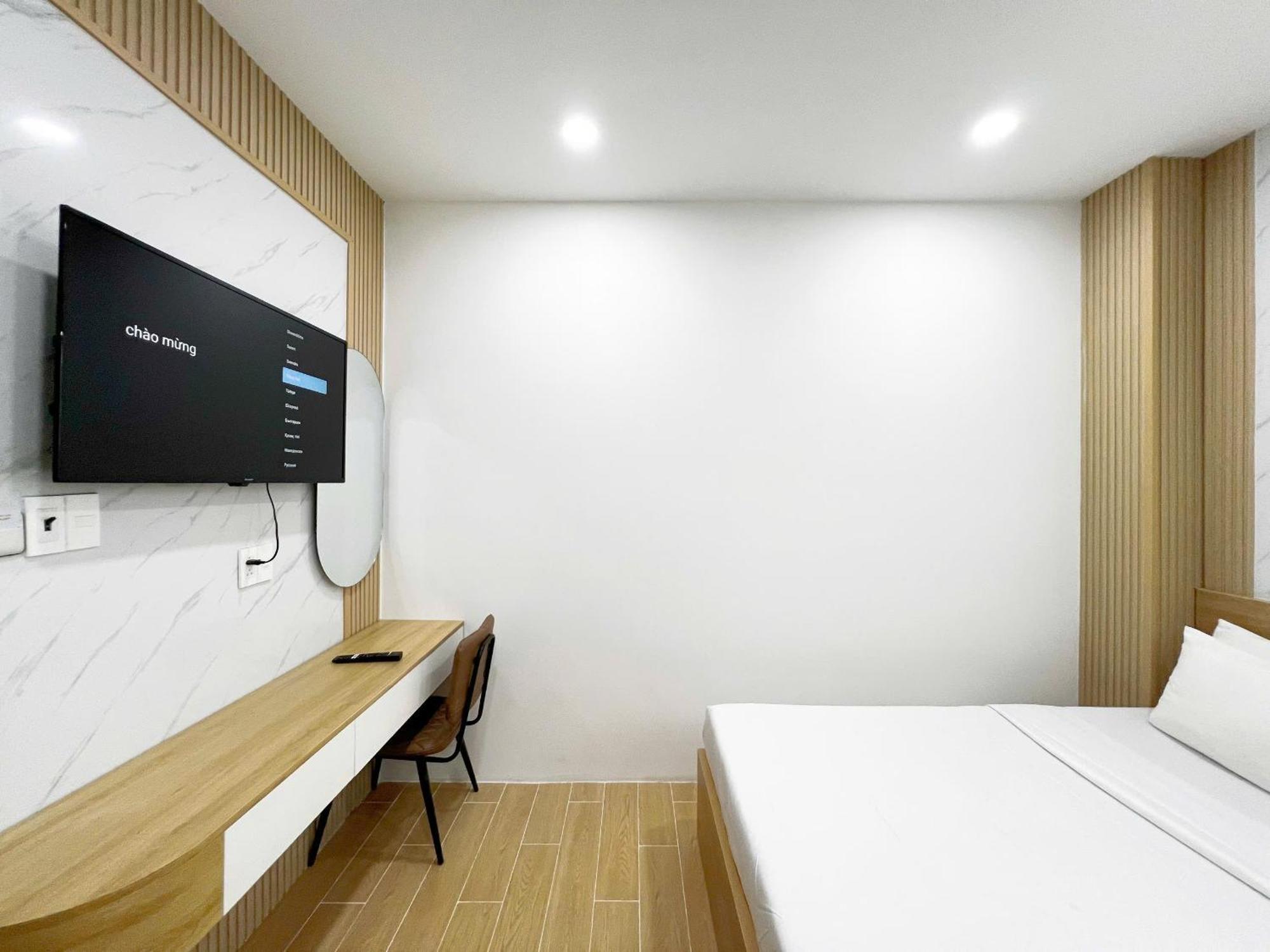 K&t San Bay Tsn-150m Tu Nha Ga T3 Hotel 3*