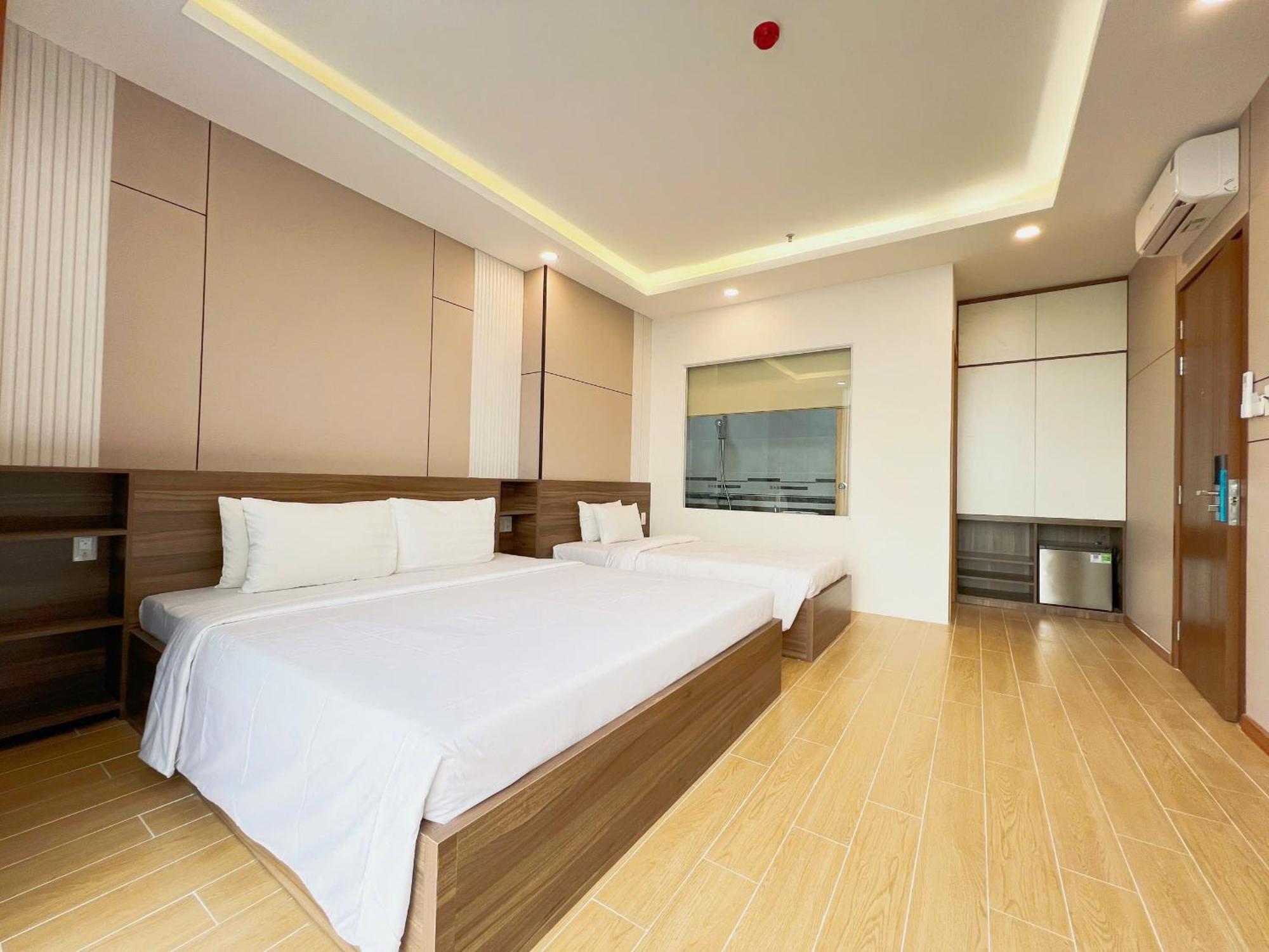 K&t San Bay Tsn-150m Tu Nha Ga T3 Hotel 3*